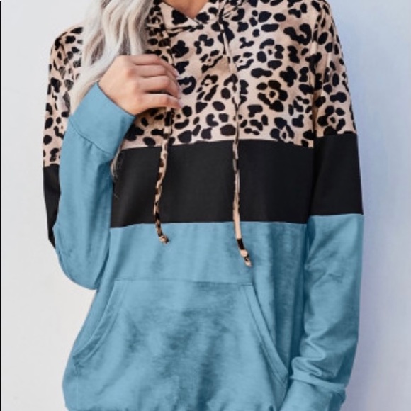 SALE BEAUTIFUL BLUE LEOPARD TIE DYE HOODIE - Picture 4 of 5